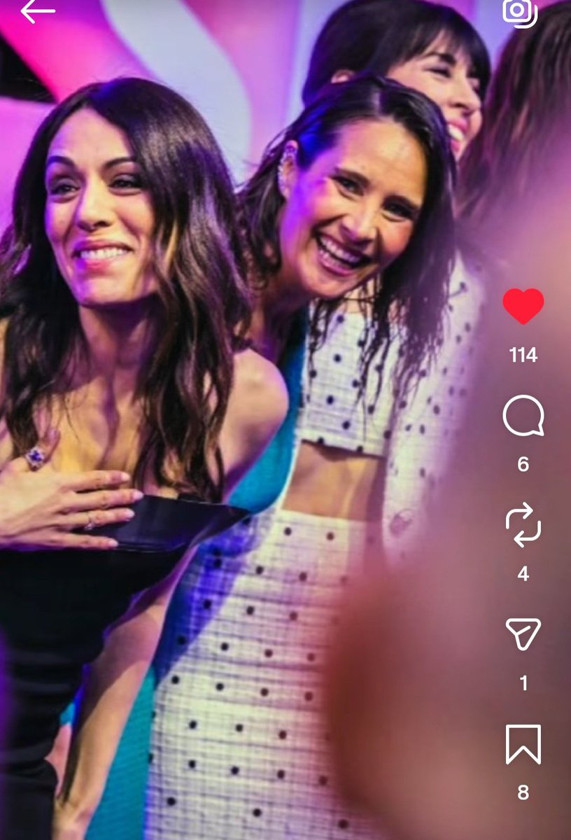 SofiaEssaidi06's tweet image. Ce sourire est magique 🙏🔥 Il fait mon bonheur 😍❤️ @FestSeriesMania #Été36 @Sofia_Essaidi @lavoixdunord ✨️✨️✨️ #Merci 🙏🤗