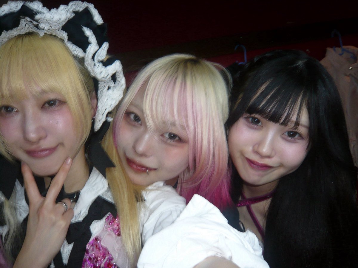 東出つ輝 tweet media