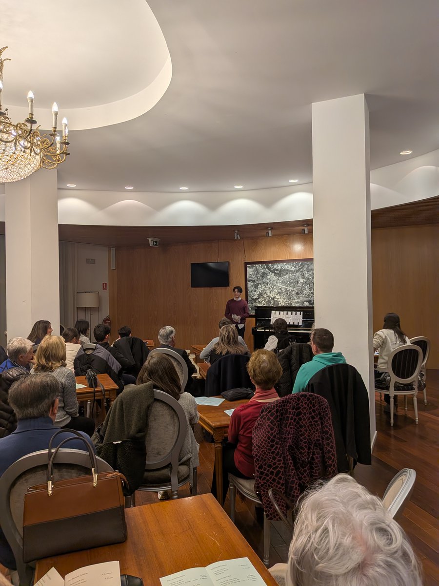 Conservatorio Profesional de Música Eliseo Pinedo tweet media