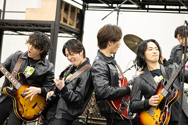 ローチケ演劇部 tweet media