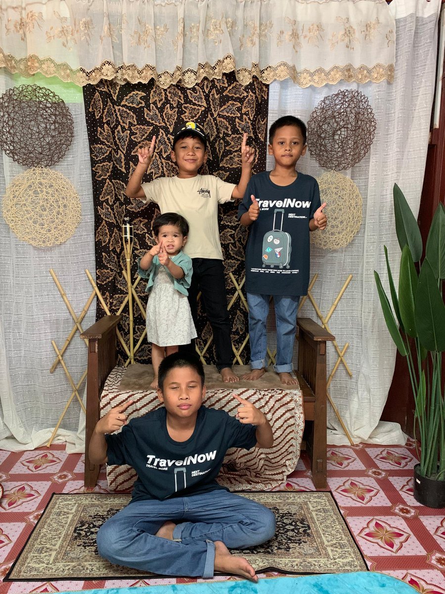 seronok yaaa anak bertuah tuuu 😂😂
