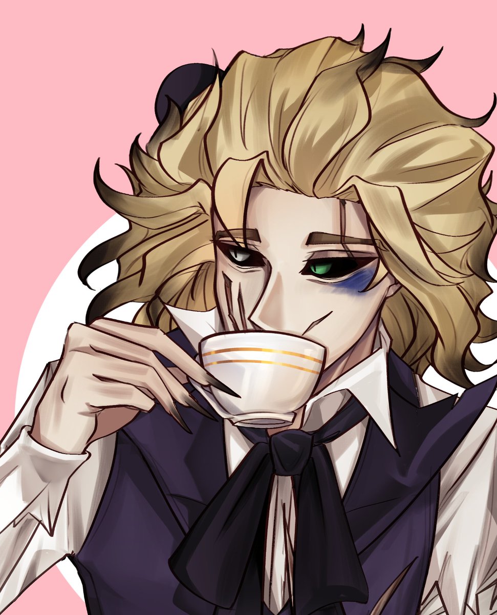 Mwe 🐻 Comipara O-04 tweet media