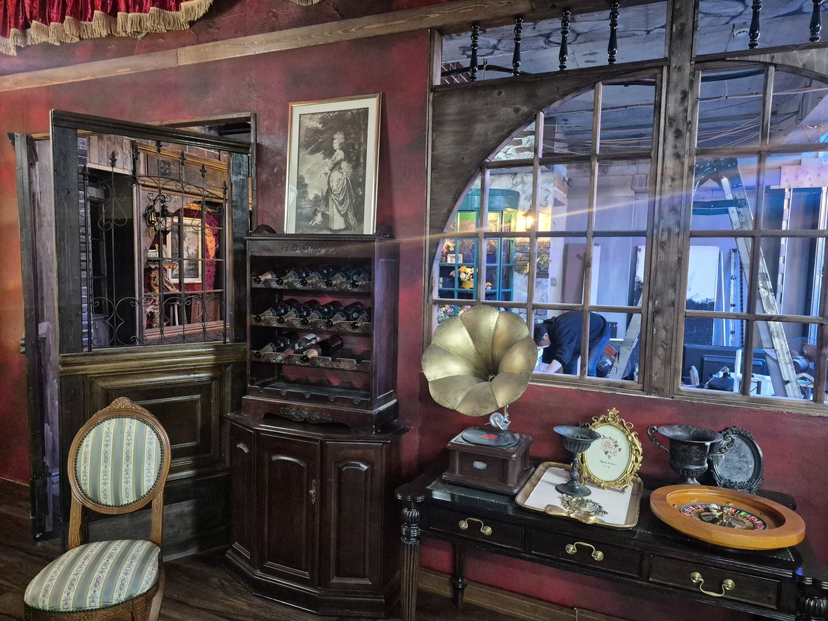 スタジオ制作現場🎨🔨 tweet media