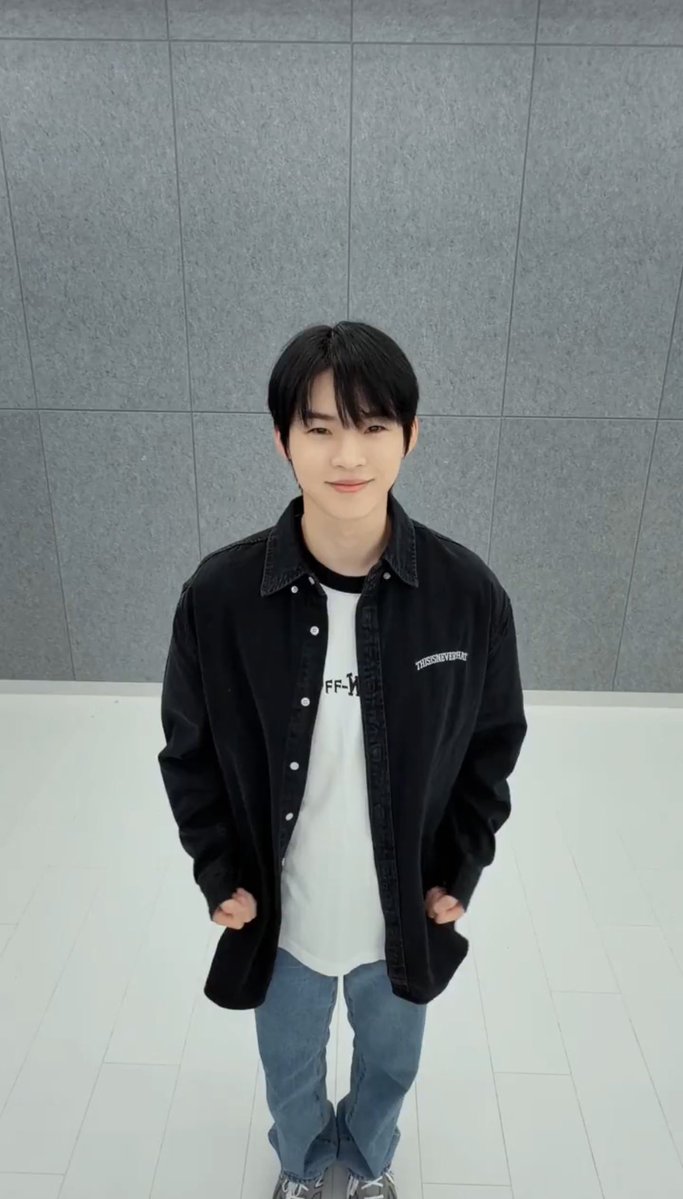 김강우 tweet media