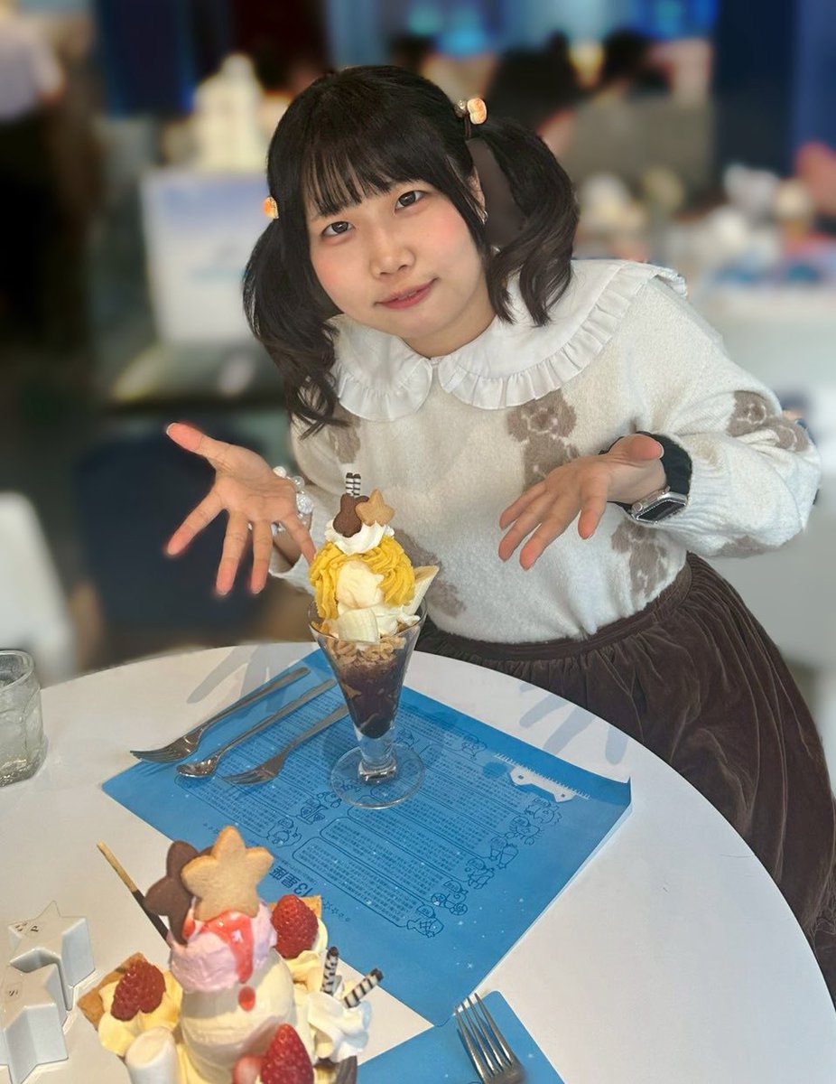 nano_soramica's tweet image. 念願のミルキーウェイ✩.*˚バナナ食べれんけ食べてもらった︎^_^
#丸顔 #一重 #童顔 #メイドカフェ #コンカフェ #秋葉原