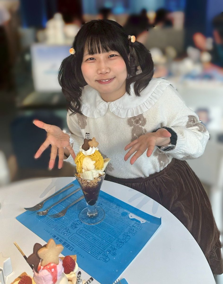 nano_soramica's tweet image. 念願のミルキーウェイ✩.*˚バナナ食べれんけ食べてもらった︎^_^
#丸顔 #一重 #童顔 #メイドカフェ #コンカフェ #秋葉原