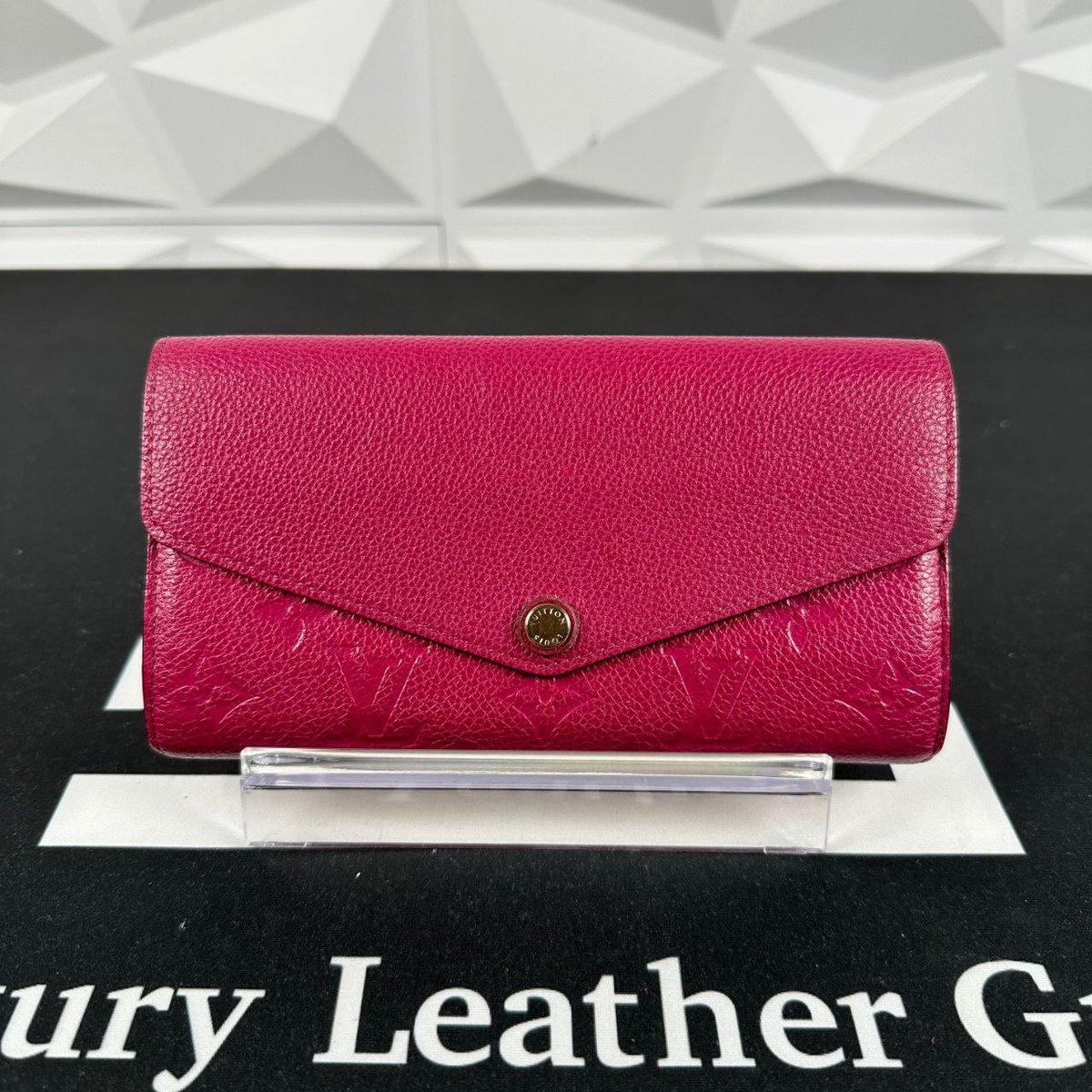 t’s my Birthday very very soon and the Norwegian Empress shouldn't have to wait for what she wants. 🎂✨

This Louis Vuitton Magenta Empreinte is the only thing on my mind right now. 

Who is going to be the lucky sub to see my smile when it arrives?

Spoil me properly: