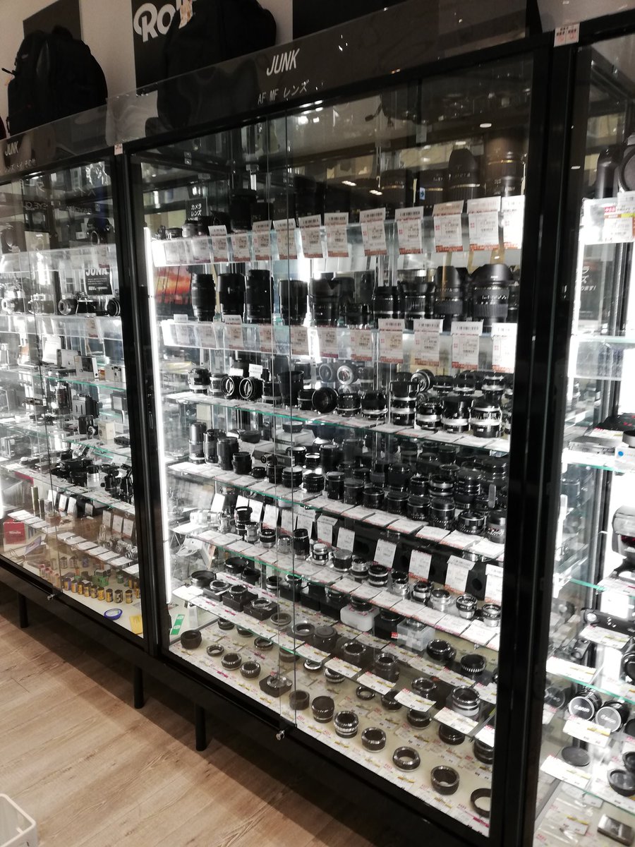 wattmann_cm_myh's tweet image. ワットマン横浜ベイクォーターカメラ買取センターです

こんにちは
JUNKコーナーの展示が増えました
売場もチョコチョコ変わっています
横浜にお立ち寄りの際は、是非
足をお運び下さい✨️

#JUNK
#カメラ
#Camera　
#中古
#USED
#ベイクォーター　
#桜