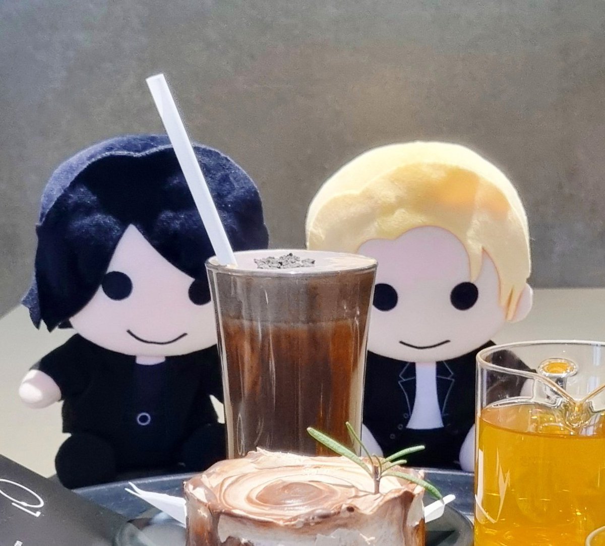 furiousnui's tweet photo. 내가찍은사진 / 친구가찍은사진 https://t.co/WXiHp0xp2h