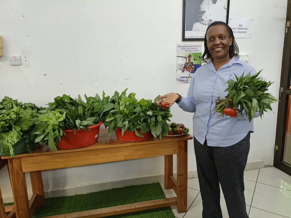 viola julius tweet media