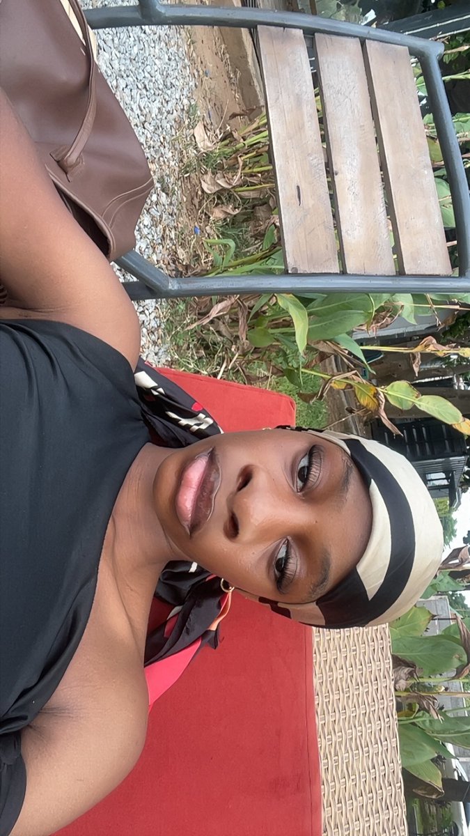 Tomii 💅 tweet media