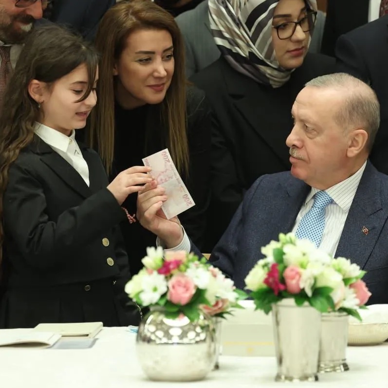 Boşuna Tıklama tweet media