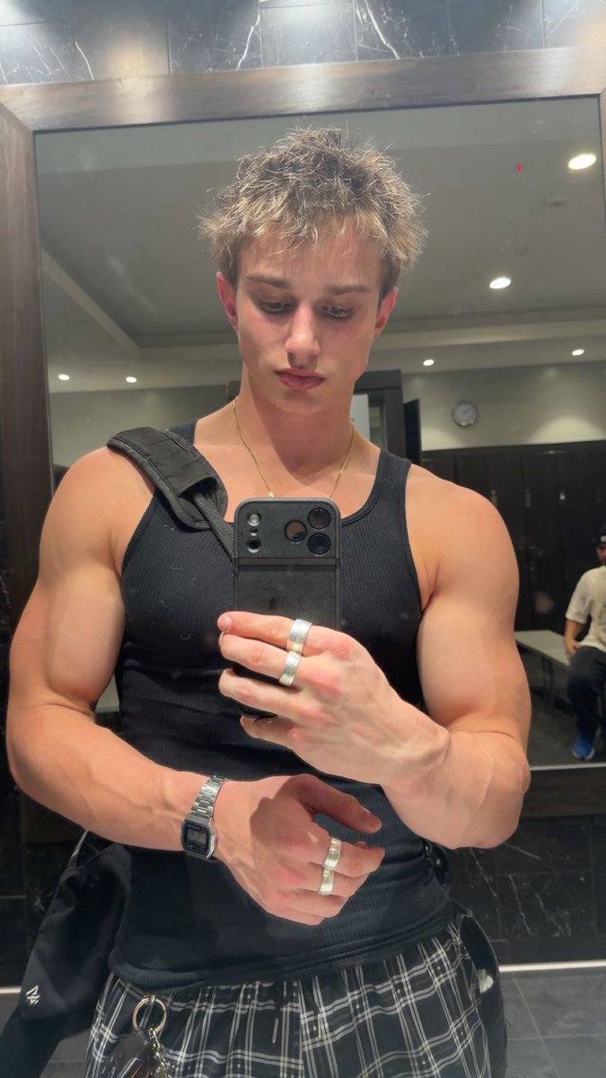 Gavin Croghan tweet media