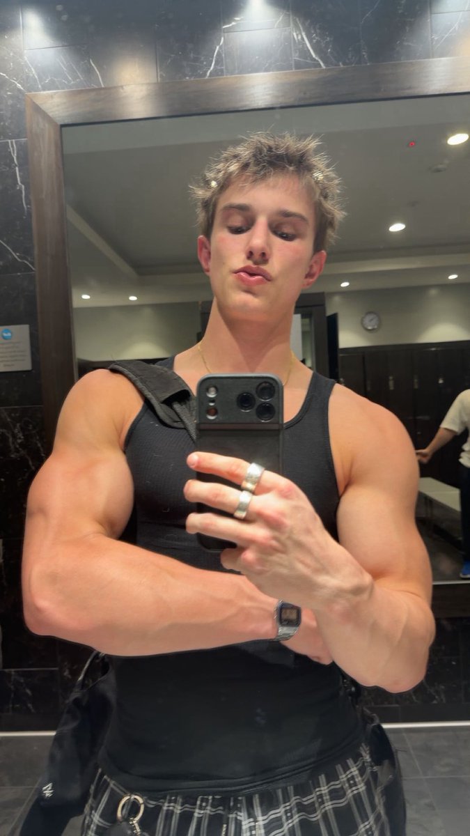 Gavin Croghan tweet media