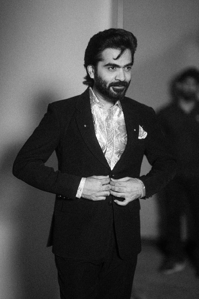 pro_sabari's tweet photo. Suit up....Game on. 🔥👑

#STR #Arasan #SilambarasanTR 
@SilambarasanTR_ 

@S2MediaOfficial @prosathish https://t.co/TW0otkURRB