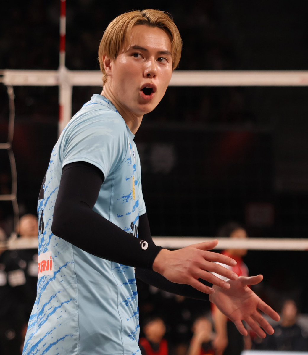 髙橋藍スタッフ tweet media