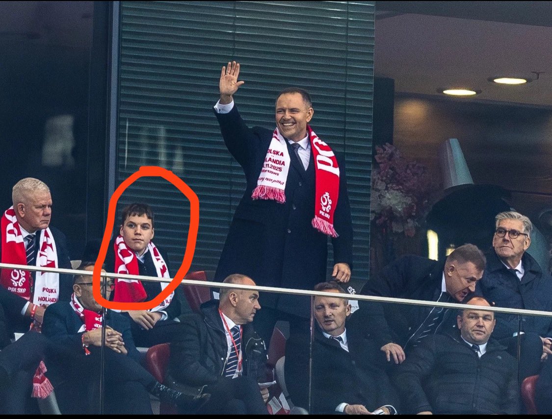 DARIUSZ🇵🇱🇨🇭🇪🇺🍇🪴🪻⚽️ tweet media