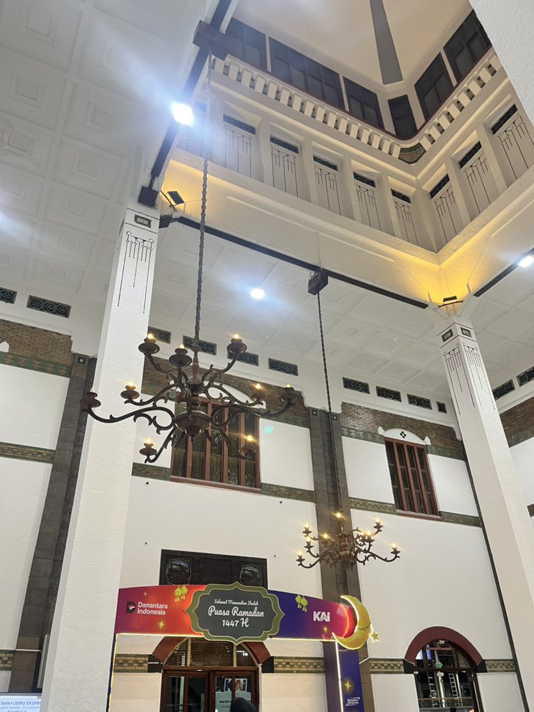 Zara | ig @arz.journal tweet media