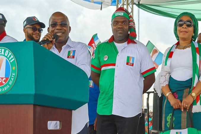 F Ọ L Ú 🚀 tweet media