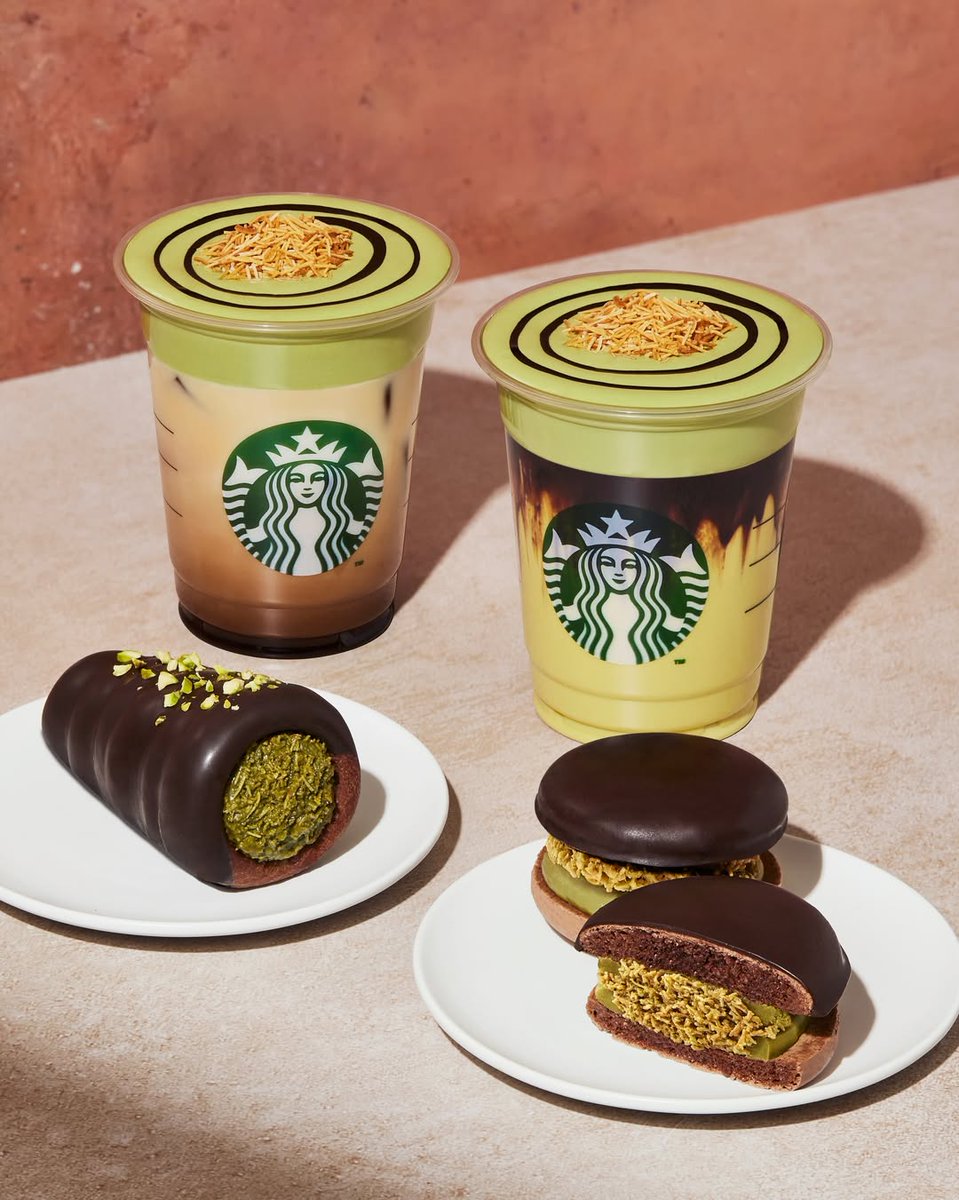 スタバから色んな新作が 続々登場しているよ💚 ピスタチオ×チョコ