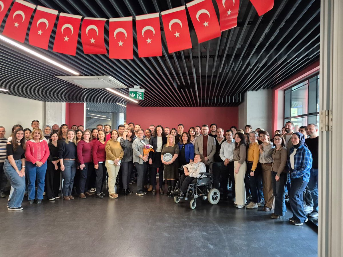 ibbproje's tweet photo. Daire Başkanlığımız Üstyapı Projeler Müdürlüğü’nde görev yapan inşaat mühendisi Berrak Demircioğlu’nu emekliliğe uğurladık.

Kente sunduğu değerli katkılar için teşekkür ediyor, yeni yaşamında sağlık ve mutluluk diliyoruz. https://t.co/NR4a7qWNCt