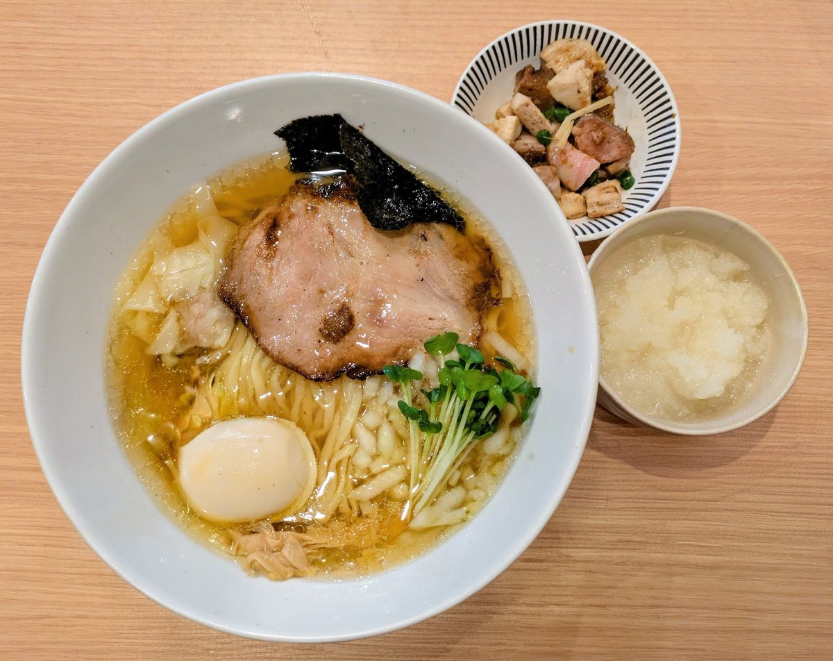 ちろにゃん tweet media