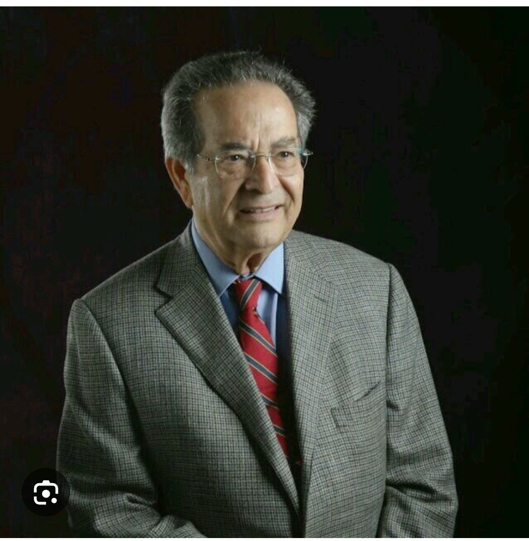 ramoncolmenares's tweet photo. Ideal a las expectativas y necesidades del país que valiosos académicos como la Dra. Magaly Vásquez @mavasquezg o el Dr.
Luis Beltran Guerra G, @LuisBGuerra, 
Sean nombrados Fiscal General de la República y Defensor del Pueblo, pero. ¿le conviene a los jerarcas del @PartidoPSUV? https://t.co/8mzERYZyBr