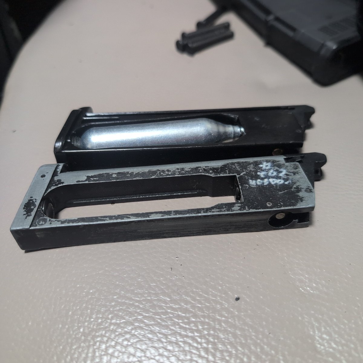 C8のガバメントが届いてウキウキし過ぎた俺