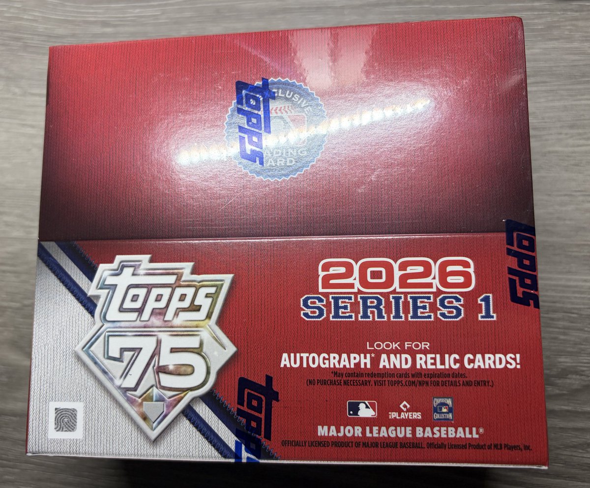 frontale00's tweet photo. 2025 topps series1 japan editionが届きました。既に開封済みですが、シリアル0枚だったのでかなり厳しかったです💦 https://t.co/Ov1nKAXmJq