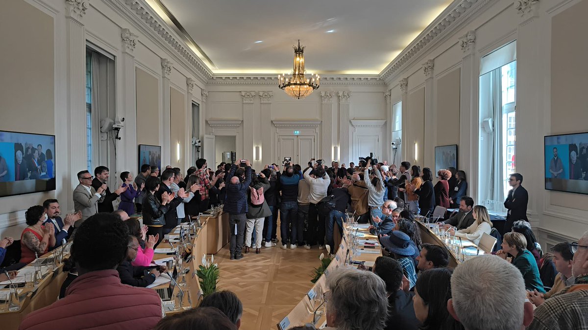 Laurence Garnier tweet media