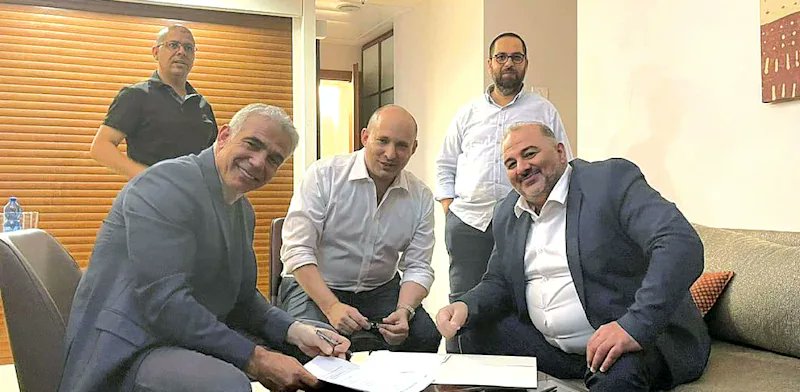 Think4yourself tweet media