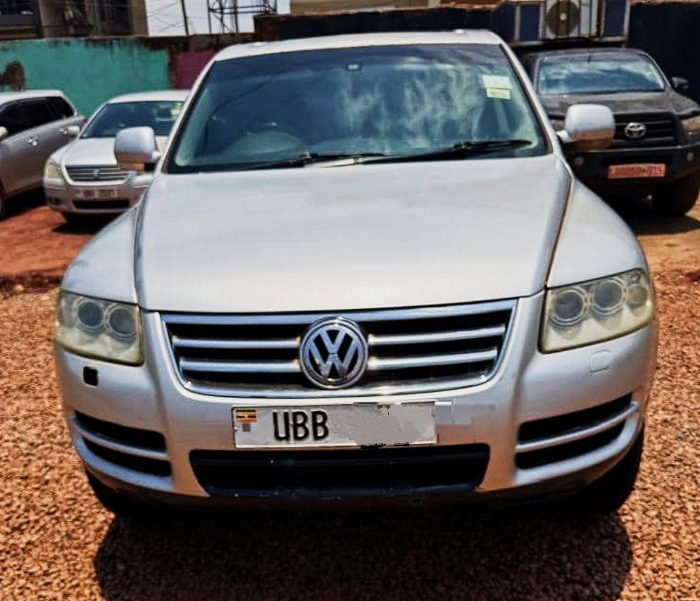 DriveNowUg's tweet photo. Would have priced Volkswagen Touareg at Ugx 18m but in favor of those with #AverageBudgets, will give it you at #Ugx16m as long as it's full payment.
#Note: Prefer buyers NOT BROKERS please. https://t.co/W8mqNPqYaJ