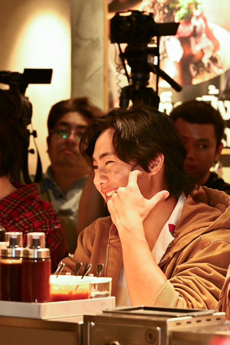 Brightventure.th tweet media