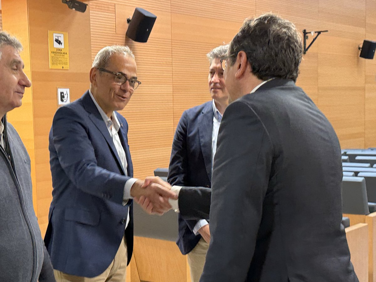 Esquerra Republicana de l'Hospitalet tweet media