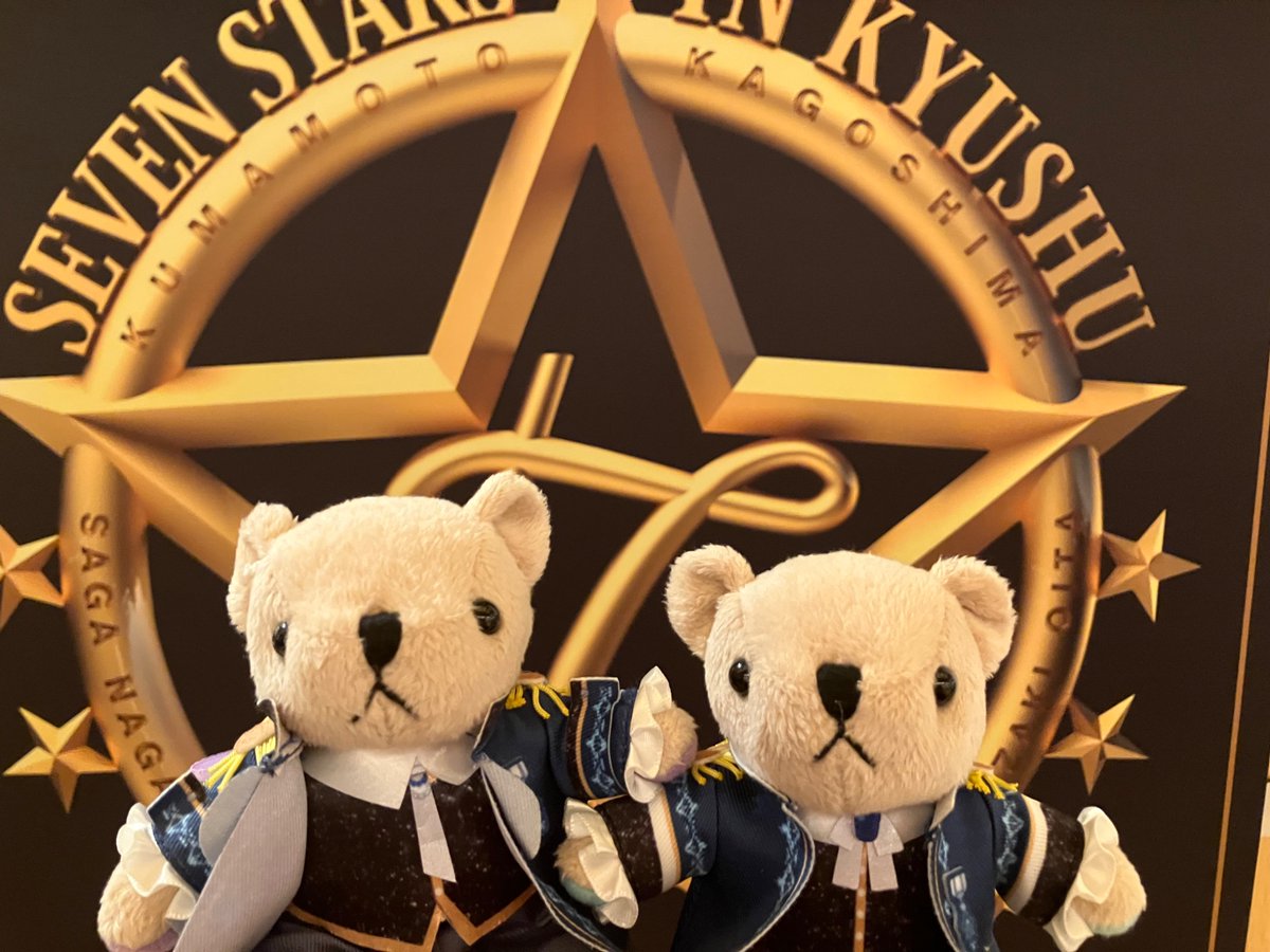 seba_neorome's tweet photo. 明日まで銀座シックスの蔦屋書店で「ななつ星  in  九州」の特別展示イベントやってるので、全力でマジLOVEキングダムごっこしてきた٩( 'ω' )و

ななつ星はOPの列車のモデル。絶対いつか乗るんだ٩( 'ω' )و https://t.co/wlzRTtJwb5