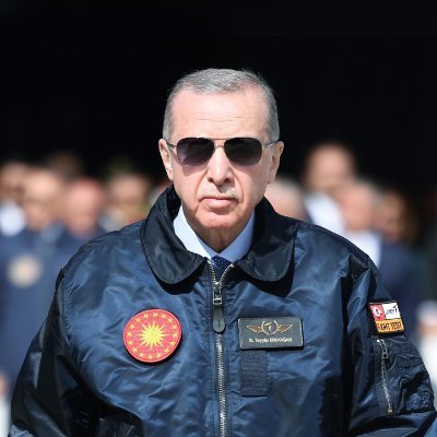 الصين بالعربية tweet media