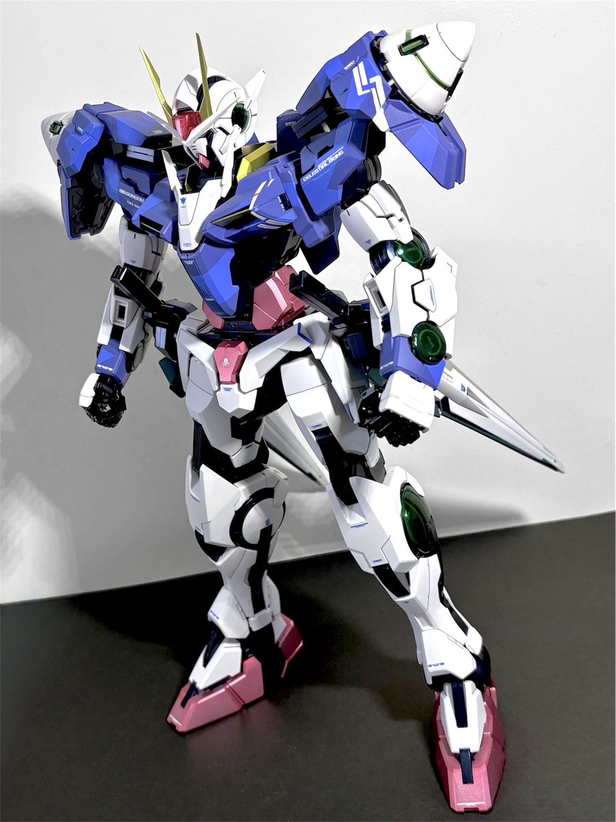 kajiko_plamo's tweet photo. PG ダブルオーガンダム(デザイナーズブルー ver.)
全塗装にて完成しました🩵

買ってから早2年半…笑笑
持ち腐れにならずに済みました…😇

ぜひいいね、リポスト、リプお願いします✨
たくさん見てもらえたら嬉しいです！

写真はまた追加します👌
※ポージングさせるの超めんどい笑笑

#ガンプラ好きな人たちと繋がりたい
#ガンプラ
#ガンダム00
#拡散希望