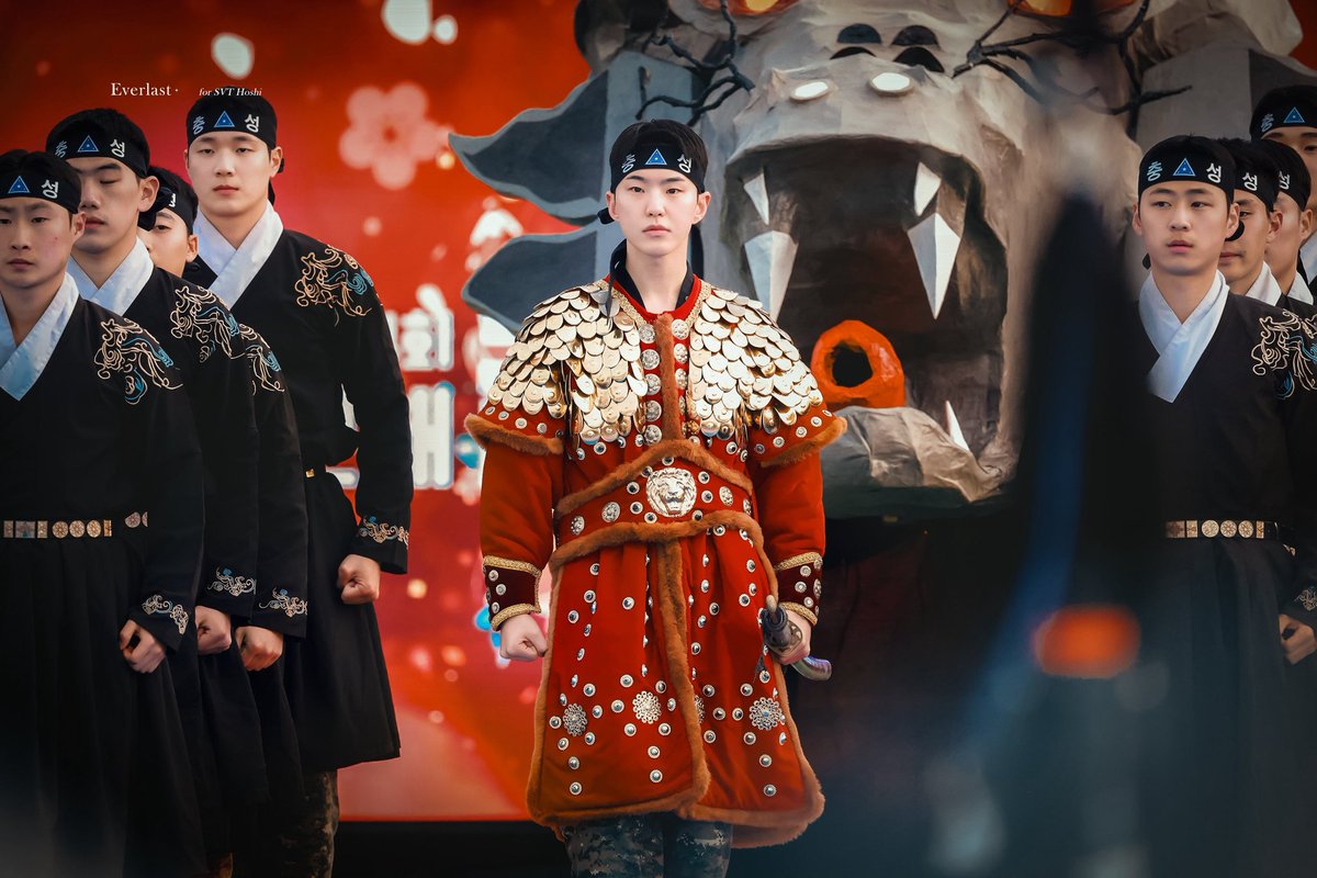 𝐬𝐨𝐬𝐨𝐦 tweet media