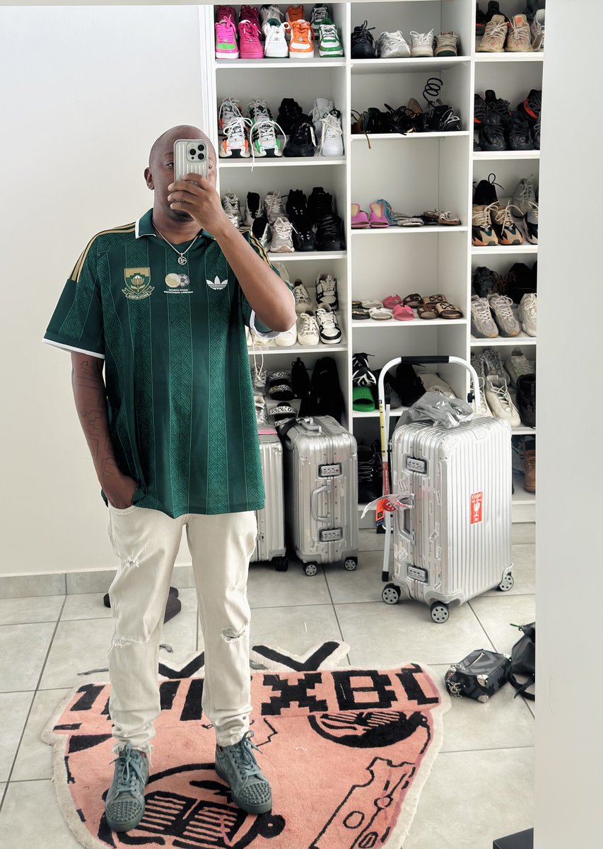 TOTS DI BILLION tweet media