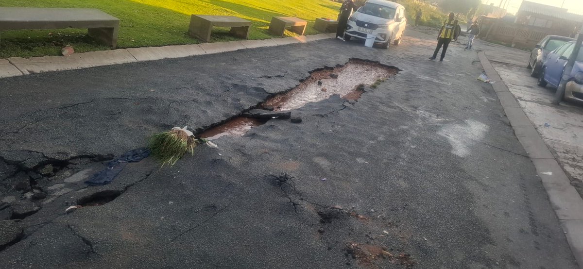 vote ActionSA tweet media