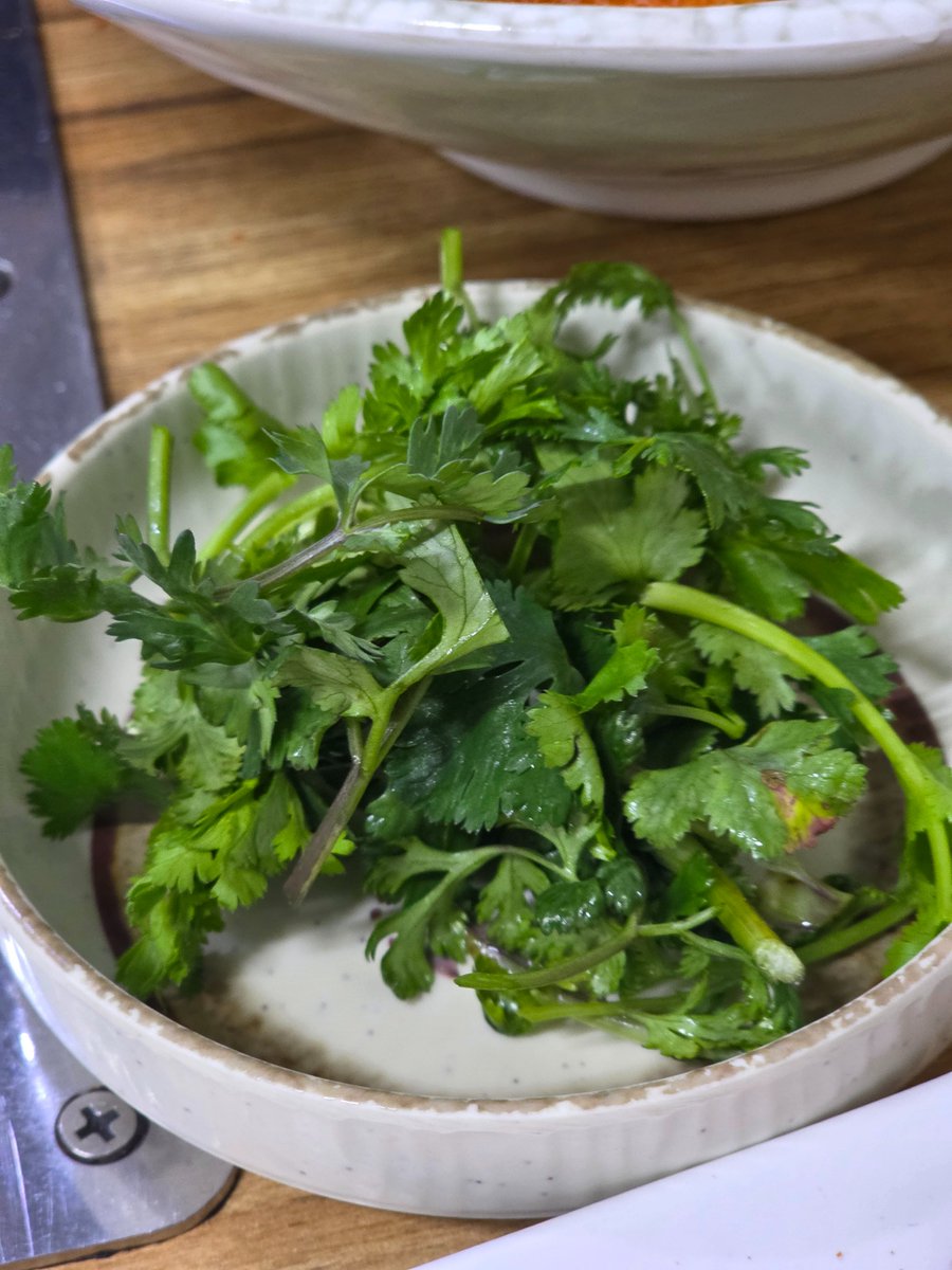 🐌왕크왕귀하민/함냥 tweet media