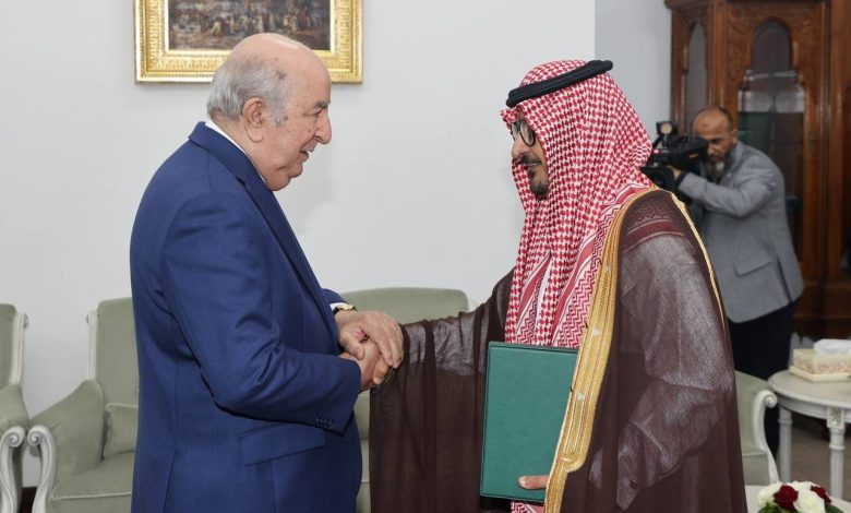 أ. الحسن لروي صقر القوافي tweet media