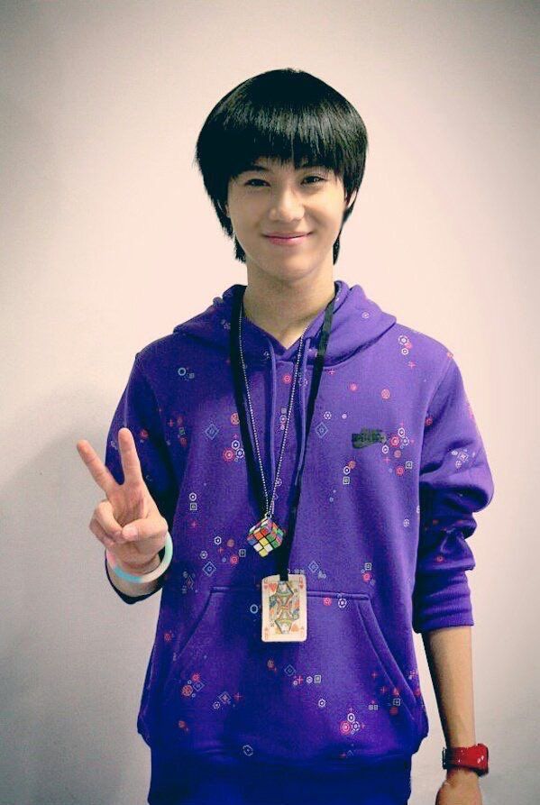 hourly rare shinee tweet media