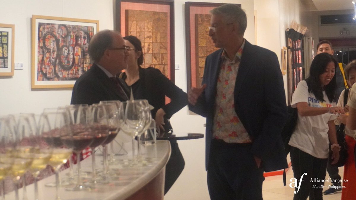 AFManille's tweet image. 𝗘𝗩𝗘𝗡𝗧 𝗥𝗘𝗖𝗔𝗣 | 𝗖𝗮𝗻𝗮𝗱𝗶𝗮𝗻 𝗙𝗶𝗹𝗺 𝗦𝗰𝗿𝗲𝗲𝗻𝗶𝗻𝗴 𝗼𝗳 𝗦𝗵𝗲𝗽𝗵𝗲𝗿𝗱𝘀  🇨🇦🐑

As part of the celebration of Francophonie Month, the Embassy of Canada to the Philippines hosted a film screening last March 25.

#AFManille  #FrancophonieMonth #FilmScreening