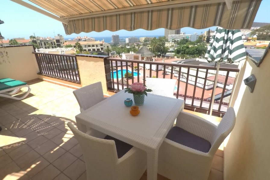 Clickstay tweet media