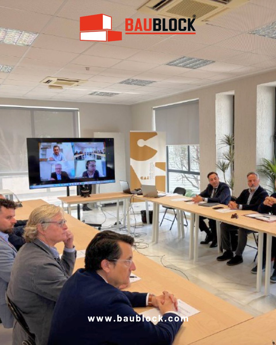 Baublock tweet media