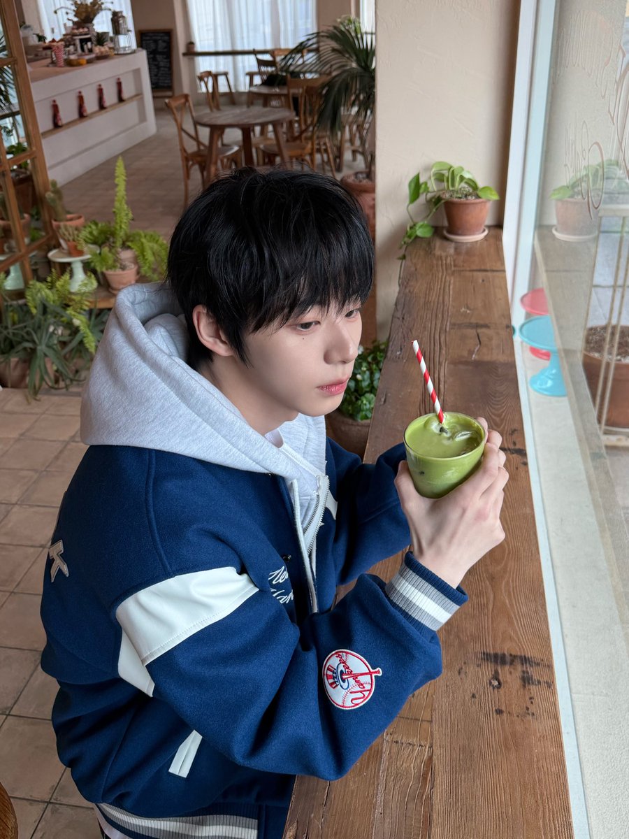 stvnjw's tweet photo. wbk https://t.co/uJj6r8r5dL