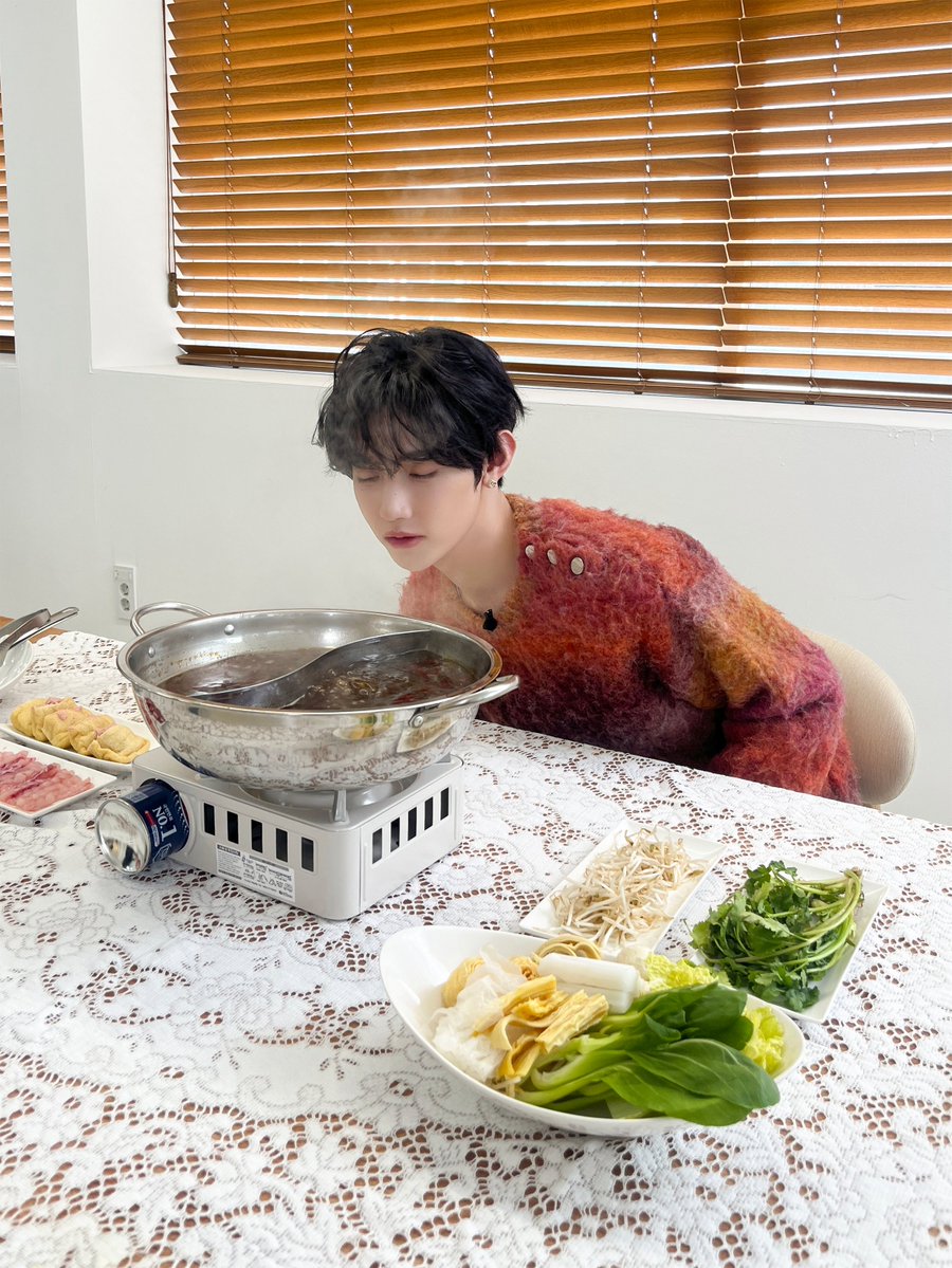 zhang hao pics tweet media