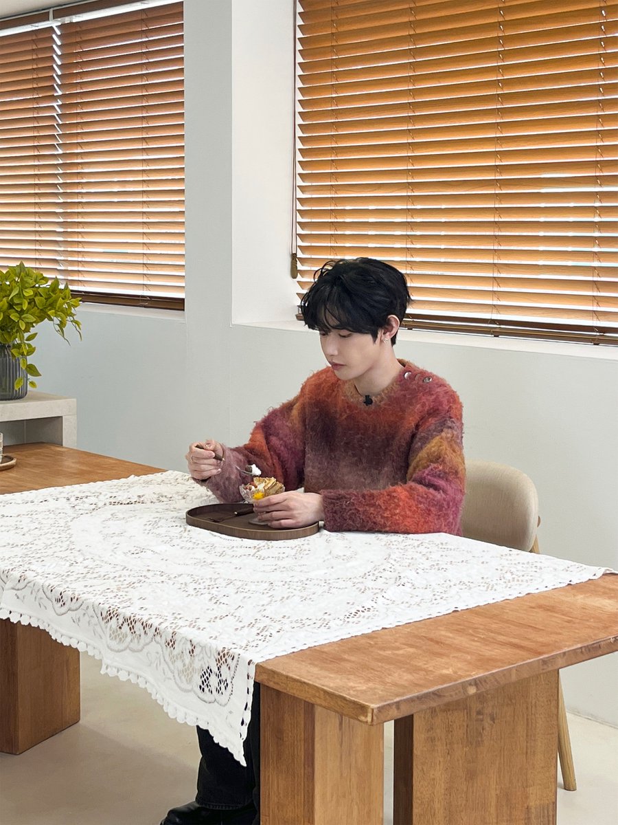 zhang hao pics tweet media