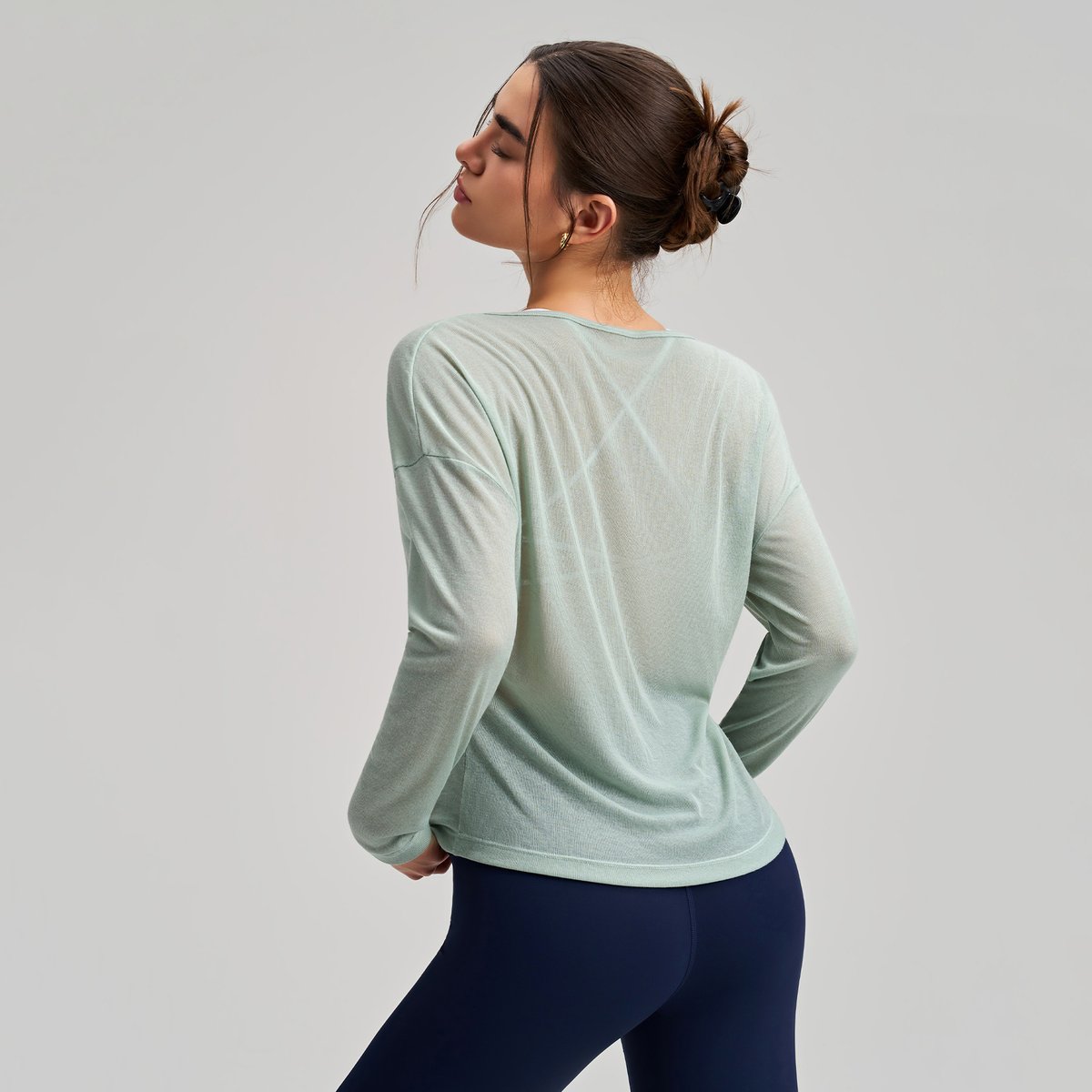 Sparkgymwear's tweet photo. Summer Breathable SMOCK🍀🌿🌱
7 colors can choose~~~
#YogaGirlS #fashionblogger #fashionstyle #matching2026 #ootdStyle #GymLife #fashion #YogaFashion #GymFit #Athleisure #SlimFit #WorkoutReady #FitnessStyle #TightFit #GymMotivaton #WomenInSports
https://t.co/1crcfIF5AD https://t.co/a5GXAsqvEH